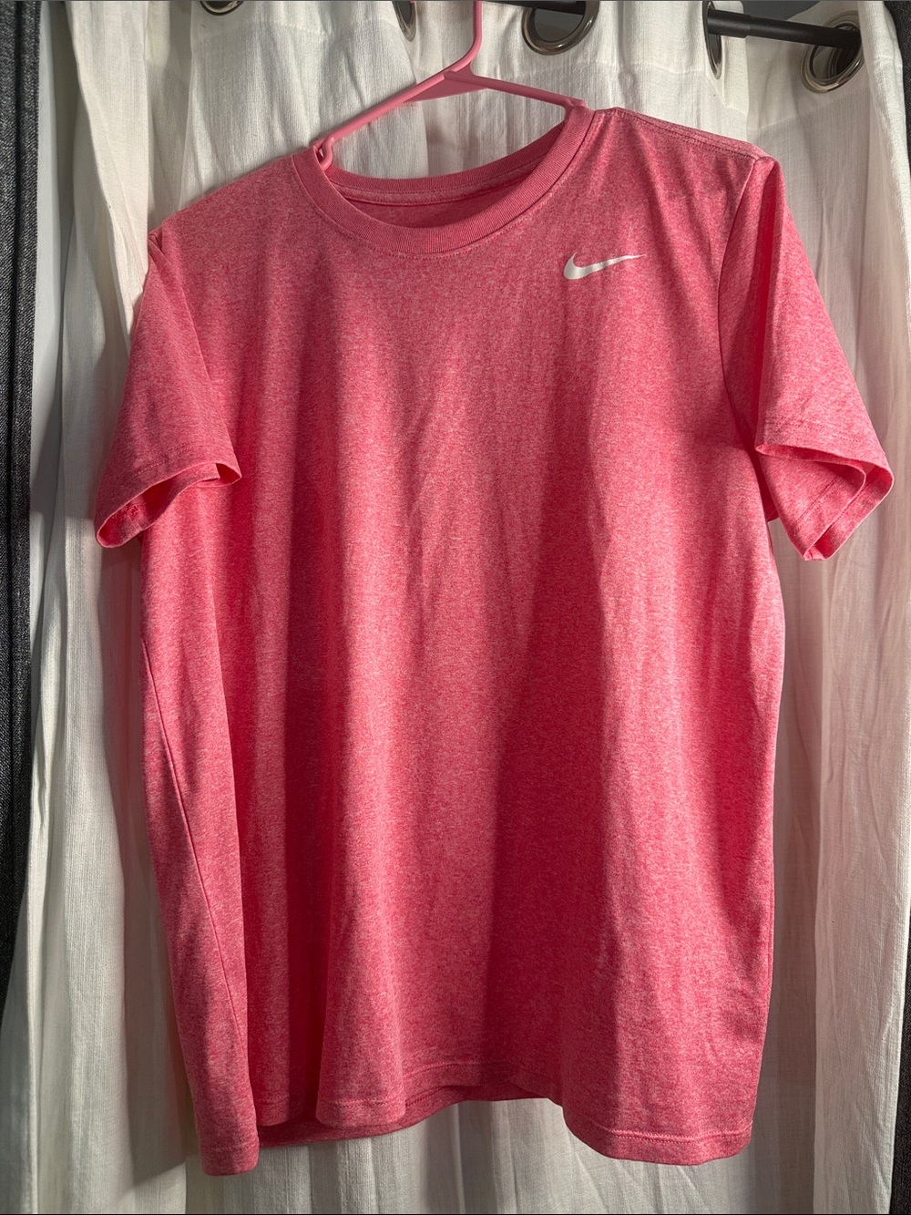 Nike women’s  Heather Pink Performance Crew Tee